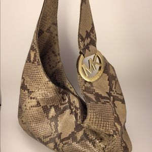 Michael Kors Hobo Bag